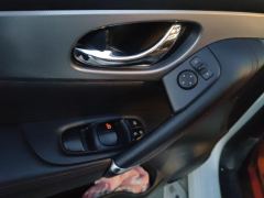 Nissan Qashqai 2.0L Luxury Edition - ფოტო 13