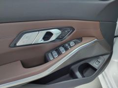 BMW 3 Series Facelift 325Li M Sport Package - ფოტო 13