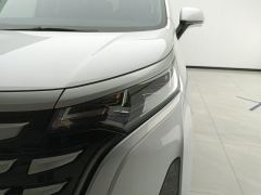 Denza D9 DM-i 970 4WD Flagship Edition - ფოტო 4
