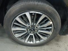 Ford Edge PLUS EcoBoost 245 Two-Wheel Drive Premium Sharp Edition 7-seater - ფოტო 6