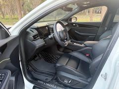 Lynk & Co 03 1.5T DCT Vigor Plus - photo 5