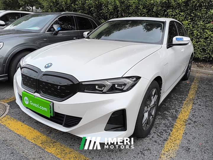 BMW i3 eDrive 35 L