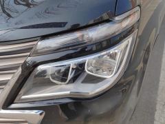Forthing Lingzhi M5L 1.6L Base 7-seater - фото 4