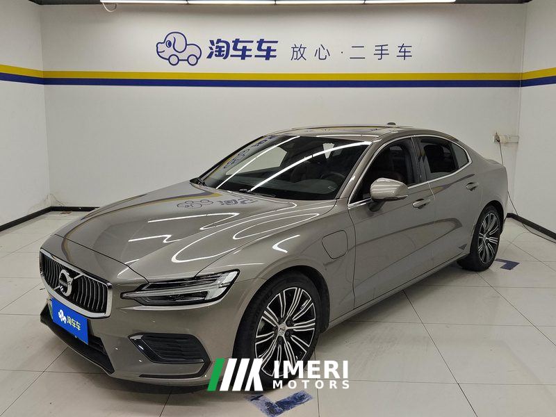 Volvo S60 Plug-in Hybrid T8 4WD Smart Yi Luxury Edition