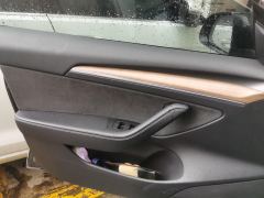 Tesla Model 3 Standard Range Edition 3D6 - фото 12