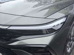 Hyundai Elantra 1.5L CVT Luxury - ფოტო 12