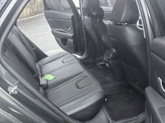 Hyundai Elantra 1.5L CVT Luxury - ფოტო 9