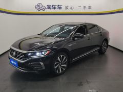Volkswagen Passat 330TSI Elite Edition - ფოტო 1
