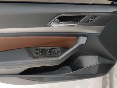 Volkswagen Lavida 280TSI Double Clutch Deluxe Edition - фото 13