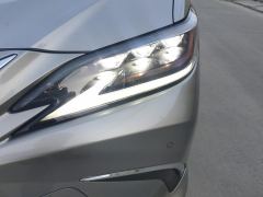 Lexus ES 200 Excellence Edition - ფოტო 4