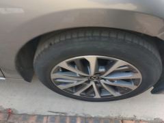 Lexus ES 200 Excellence Edition - ფოტო 6