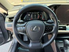 Lexus ES 200 Premium Edition - ფოტო 4
