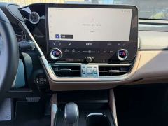 Lexus ES 200 Premium Edition - ფოტო 5
