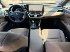 Lexus ES 200 Premium Edition - ფოტო 7