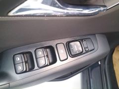 Hyundai ix35 2.0L Automatic 2WD Leading Edition GLS - ფოტო 13
