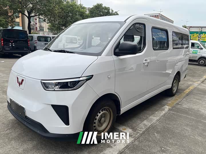 Wuling Yangguang 330km Passenger Vehicle Comfort Edition - ავტომობილი ჩინეთიდან