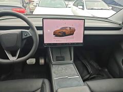 Tesla Model Y Rear-Wheel Drive - ფოტო 12