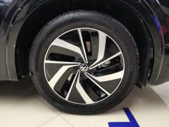 Volkswagen Viloran 380TSI Edition - photo 6