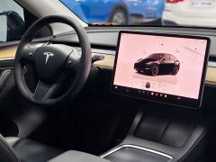 Tesla Model Y Rear-Wheel Drive - ფოტო 10