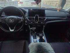 Honda Accord - photo 10