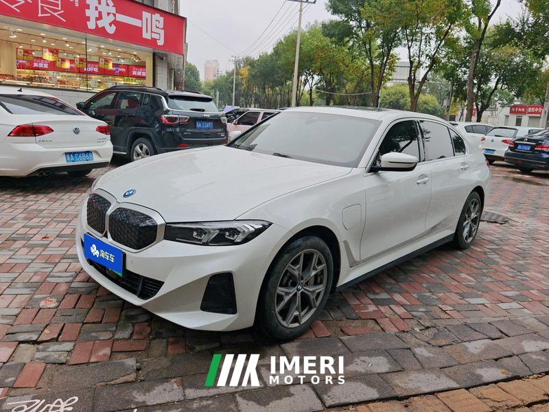BMW i3 eDrive 35 L - car from China