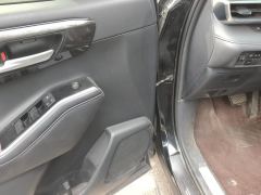 Toyota Crown Land Cruiser 2.5L HEV 4WD Luxury Edition 7-seater - фото 13