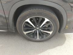 Toyota Crown Land Cruiser 2.5L HEV 4WD Luxury Edition 7-seater - фото 6