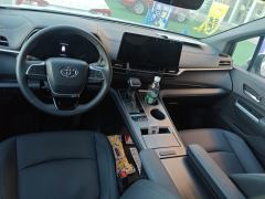 Toyota Sienna Dual-Engine 2.5L 4WD Prestige Edition - фото 16