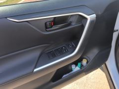 Toyota Wildlander 2.0L 2WD Leading Edition - photo 12