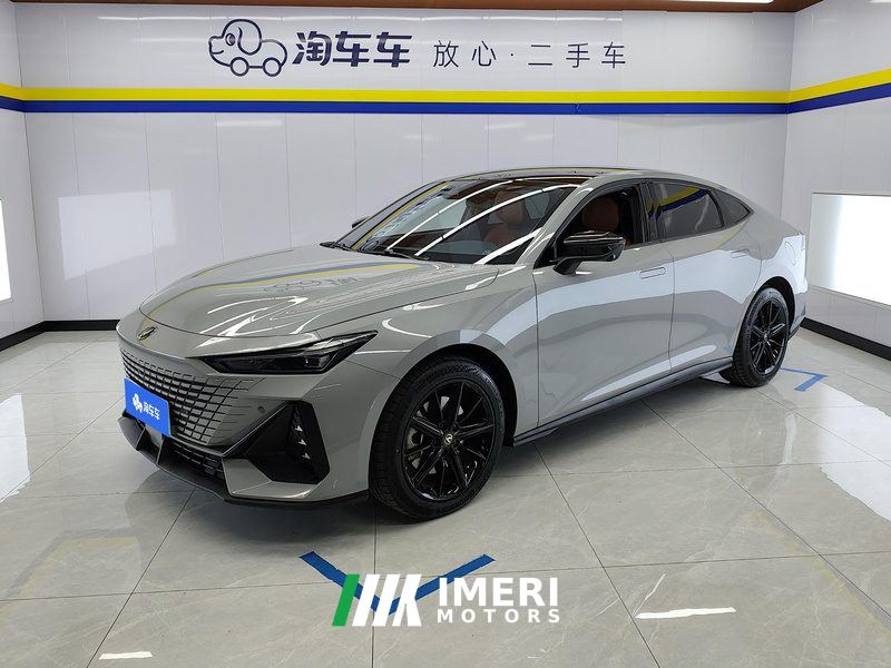 Changan UNI-V Zhidian iDD 1.5T 113km Smart cool type - ავტომობილი ჩინეთიდან