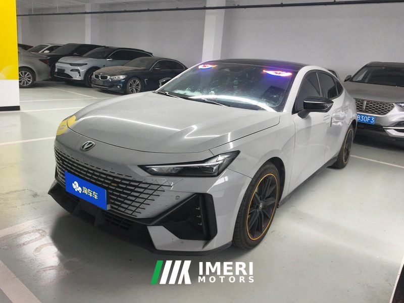 Changan UNI-V 1.5T Premium - ავტომობილი ჩინეთიდან