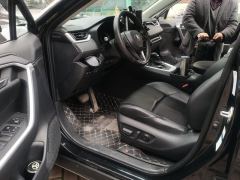 Toyota Wildlander Dual-Engine 2.5L 4WD Luxury Edition - фото 14