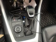 Toyota Wildlander Dual-Engine 2.5L 4WD Luxury Edition - фото 19