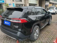Toyota Wildlander Dual-Engine 2.5L 4WD Luxury Edition - фото 2