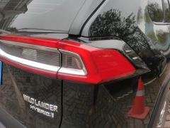 Toyota Wildlander Dual-Engine 2.5L 4WD Luxury Edition - фото 5