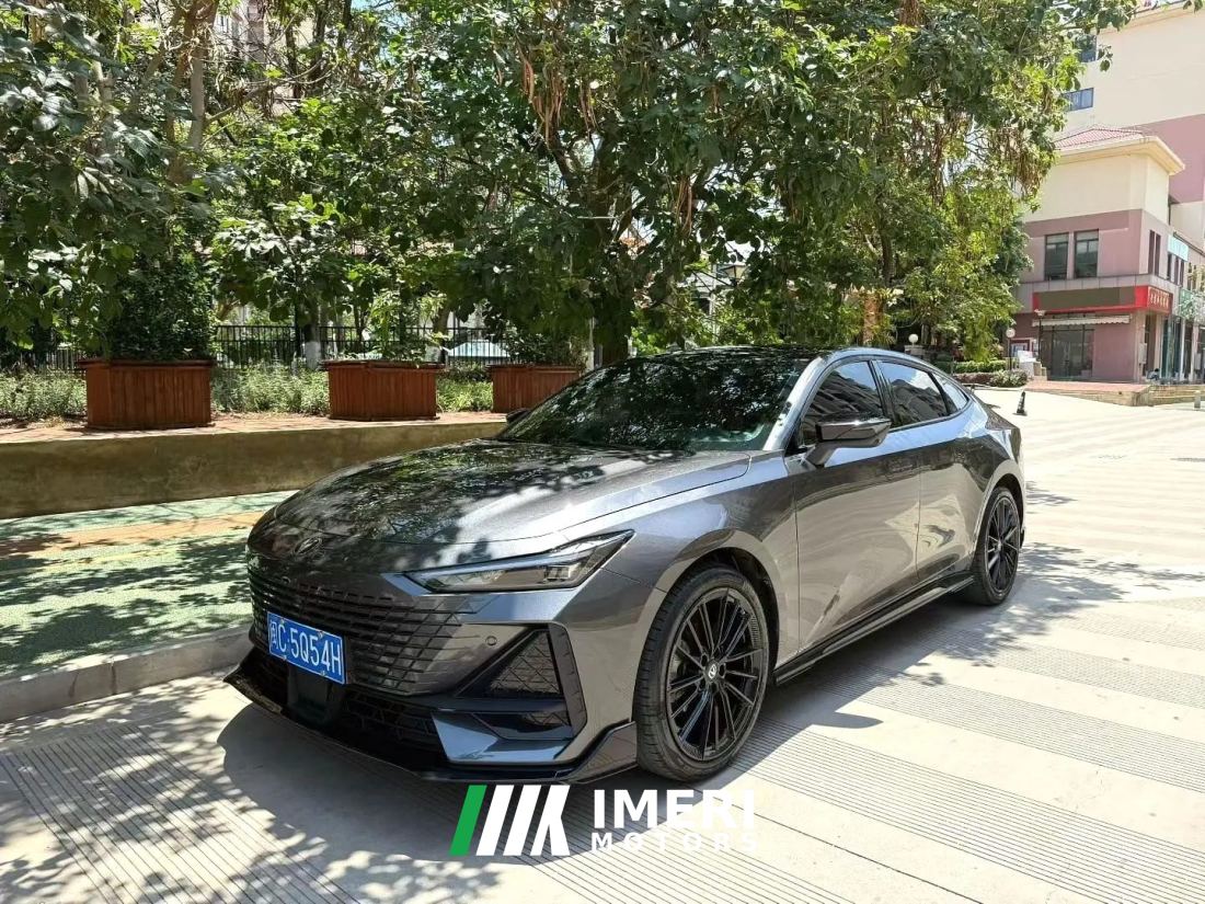 Changan UNI-V 1.5T Sport Edition - автомобиль из Китая