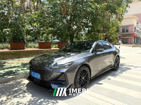 2023 Changan UNI-V 1.5T Sport Edition - автомобиль из Китая