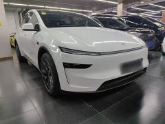 Tesla Model Y L Long Range All-Wheel Drive - photo 3