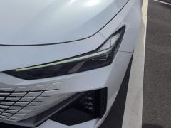 Changan UNI-V Zhidian iDD UNI-V iDD 1.5T 113km Version - photo 4