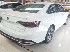 Volkswagen Jetta 200TSI Edition - ფოტო 2