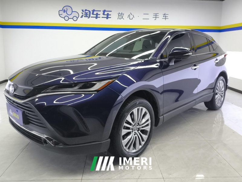Toyota LINGFANG 2.0L 2WDDeluxe Edition - автомобиль из Китая