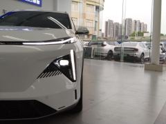 Geely Galaxy L7 1.5T 115km MAX - ფოტო 4