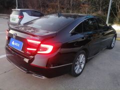 Honda Accord 260TURBO Luxury Edition - фото 2
