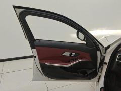 BMW 3 Series 320i M Sport Package - ფოტო 12
