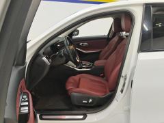 BMW 3 Series 320i M Sport Package - ფოტო 14