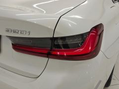 BMW 3 Series 320i M Sport Package - ფოტო 5