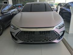 BYD Han DM-i Champion Edition 1.5T 121km Precursor Honorable Type - ფოტო 3