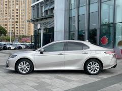 Toyota Camry 2.0G Luxury - ფოტო 3