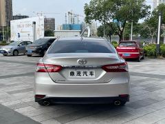 Toyota Camry 2.0G Luxury - ფოტო 4