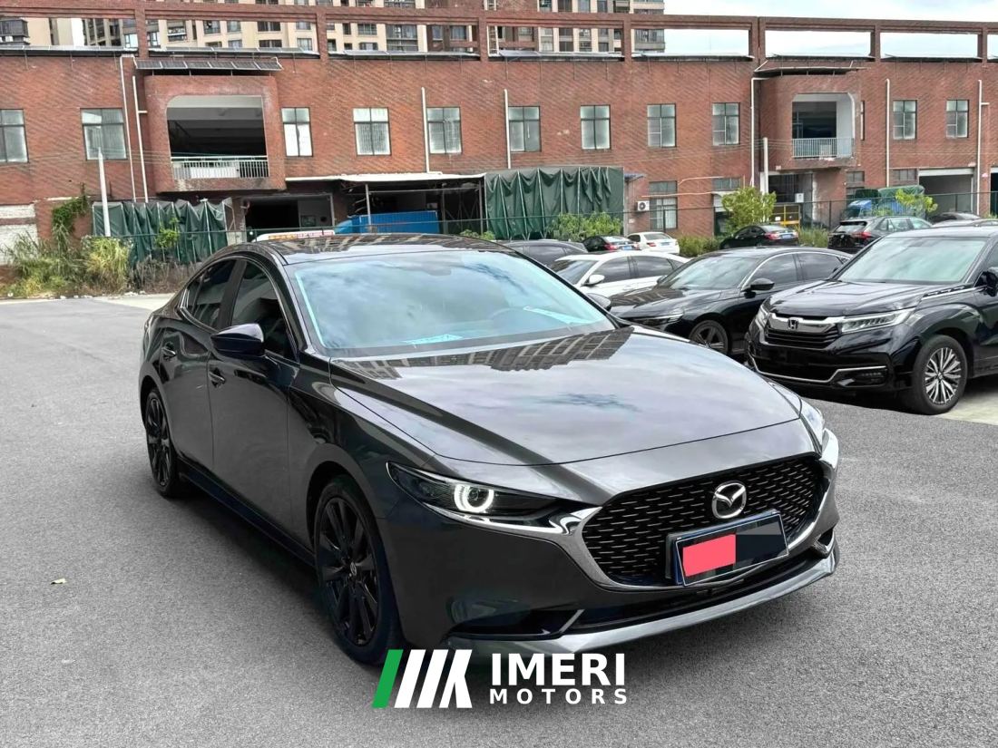 Mazda3 Axela 2.0L Automatic Luster Edition - car from China